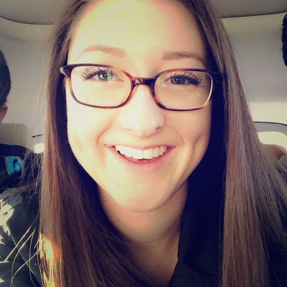 Meet your Posher, Morgan - Picture 1 of 1